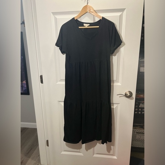 DressUp Make The Call Tiered Midi Dress Black Size XL - Picture 2 of 5
